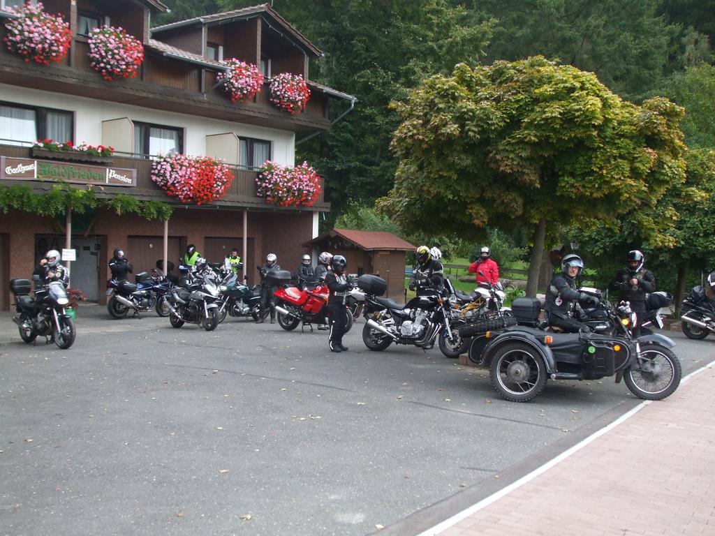 Landgasthof Waldfrieden Hotel Wildensee Exterior photo